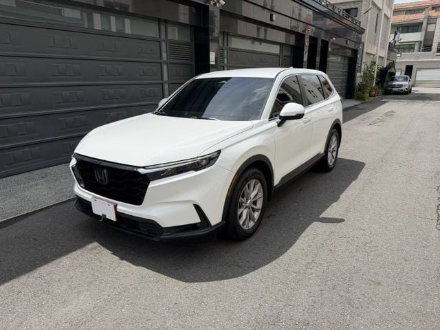 2024 CRV S版 認證車/ACC跟車/車道維持/盲點/摸們/IK/加裝手機架/電動尾門/可全貸/車換車  第1張相片