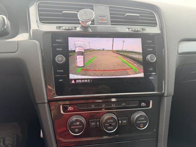 2018 GOLF 280 TSI 認證車 / 1.4稅金省/小車操控靈活/摸們/IK/倒車影像/定速/可全貸/車換車  第8張相片