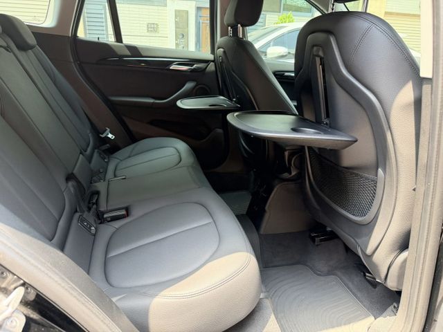 2020/21領 X1 18I 認證車 摸們/定速/M版方向盤/抬顯/電動椅/電尾門/導航/便宜/車況棉/可全額貸款  第13張相片