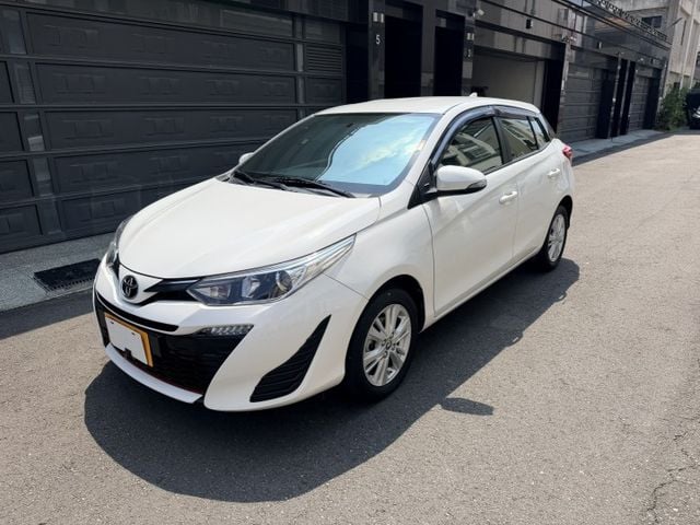 2019 YARIS 豪華影音版 / 認證車/買的便宜就賣的便宜/省油省稅金/女用美車/可全額貸款/車換車  第1張相片