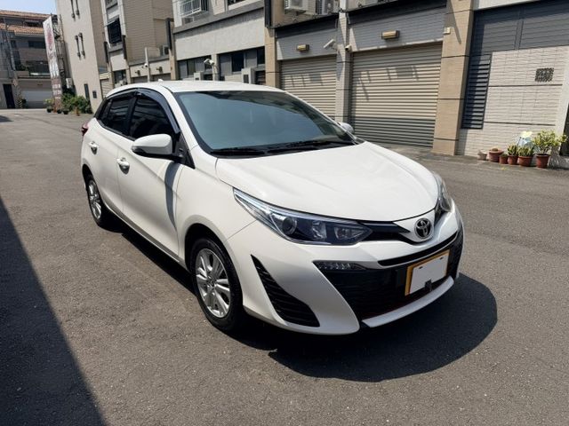 2019 YARIS 豪華影音版 / 認證車/買的便宜就賣的便宜/省油省稅金/女用美車/可全額貸款/車換車  第3張相片