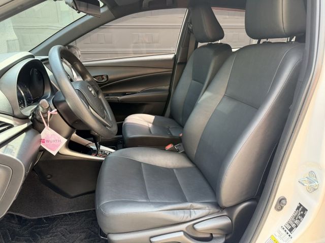 2019 YARIS 豪華影音版 / 認證車/買的便宜就賣的便宜/省油省稅金/女用美車/可全額貸款/車換車  第7張相片