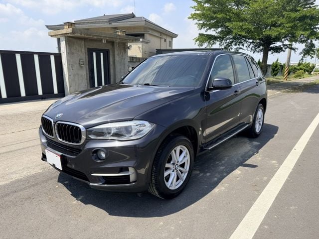 2014年 X5 30D 柴油渦輪/豪華舒適大房車/便宜氣派又不失派頭/電尾門/定速/電動椅/可全額貸款/車換車  第1張相片