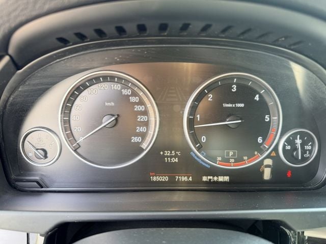 2014年 X5 30D 柴油渦輪/豪華舒適大房車/便宜氣派又不失派頭/電尾門/定速/電動椅/可全額貸款/車換車  第5張相片