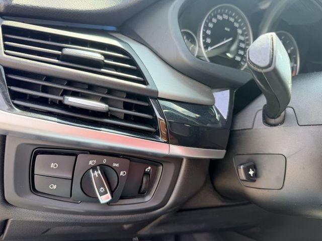 2014年 X5 30D 柴油渦輪/豪華舒適大房車/便宜氣派又不失派頭/電尾門/定速/電動椅/可全額貸款/車換車  第6張相片