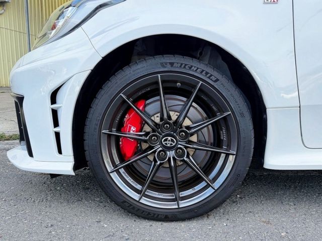 24年12月份出廠 改款25年式 稀有暴力鴨 GR-Yaris 全車原漆 原鈑件 原廠保固中 僅跑2千公里 六速手排  第6張相片