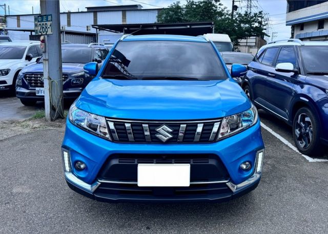 一手女用車 低里程僅跑4萬KM!!! 原漆原鈑件 認證車  第2張相片