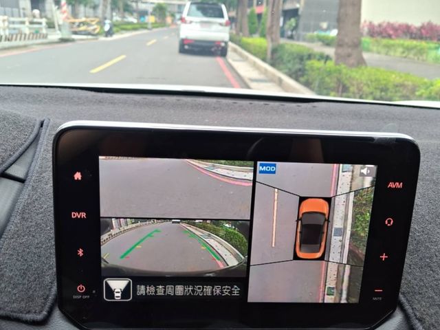 【祺鉅汽車全場認證】盲點、環景、CarPlay 、JBL音響、環艙氣氛燈、原廠保養  第14張相片