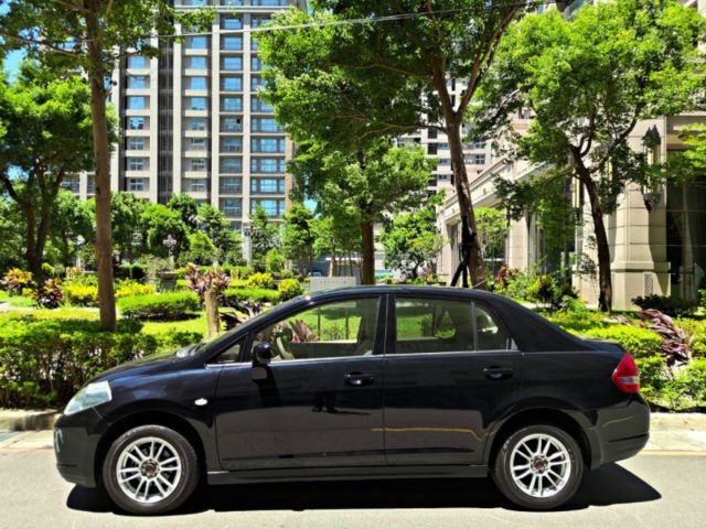 【祺鉅汽車全場認證】保證里程6萬、15吋鋁圈、皮椅、原鈑原廠保養、0頭款~可全貸  第4張相片