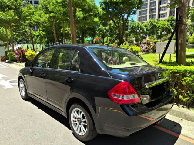 【祺鉅汽車全場認證】保證里程6萬、15吋鋁圈、皮椅、原鈑原廠保養、0頭款~可全貸  第6張相片