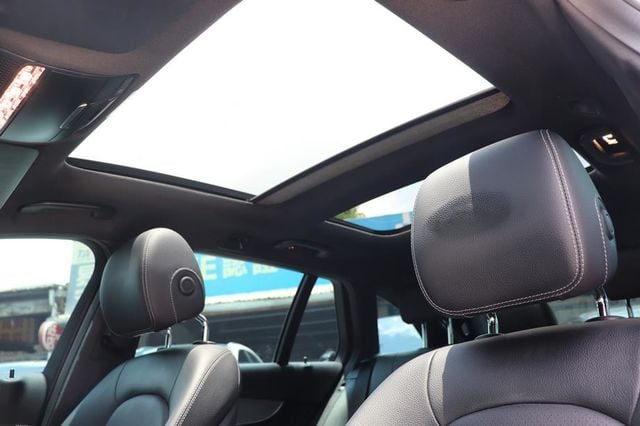 BENZ C250  第8張相片