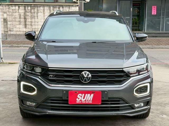 歡迎視訊賞車，330TSI 2.0四傳，原廠保養，原鈑件，認證車。ACC、AEB、車道維持、車道偏離警示、全景天窗、電尾  第2張相片