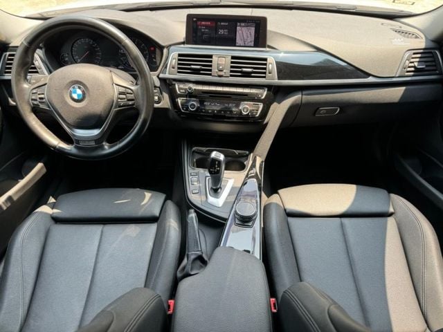 BMW/ 寶馬  3 SERIES  318i  第8張相片