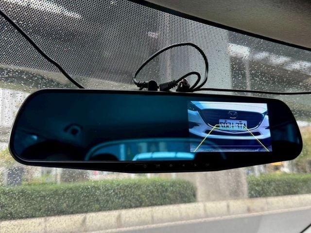 Nissan  Tiida  第10張相片
