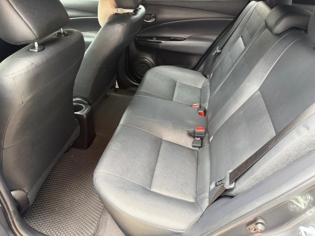 Toyota  Yaris  第12張相片