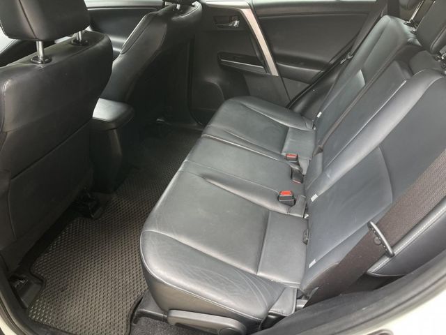 Toyota  RAV4  第13張相片
