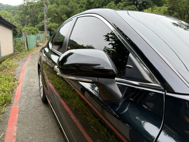 Toyota  Camry  第5張相片