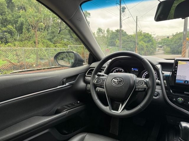Toyota  Camry  第10張相片