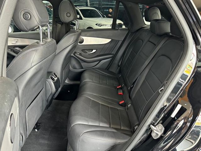 Mercedes-Benz/賓士 GLC300  第2張相片