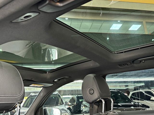 Mercedes-Benz/賓士 GLC300  第3張相片