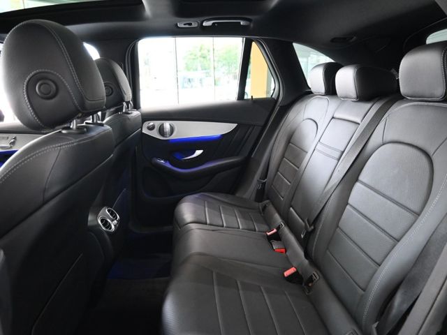 Mercedes-Benz/賓士 GLC300  第8張相片