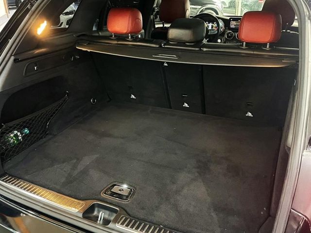 Mercedes-Benz/賓士 GLC300  第2張相片