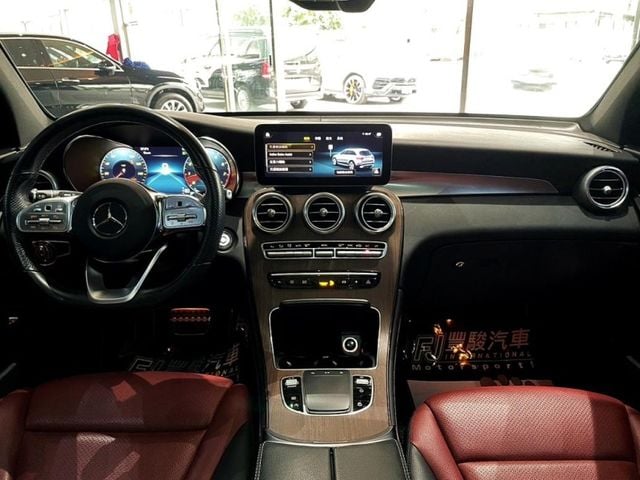 Mercedes-Benz/賓士 GLC300  第15張相片