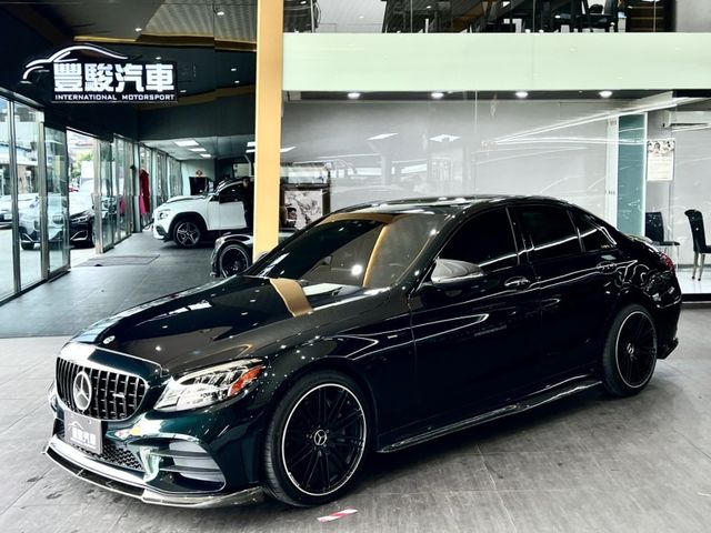 Mercedes-Benz/賓士 C300  第4張相片