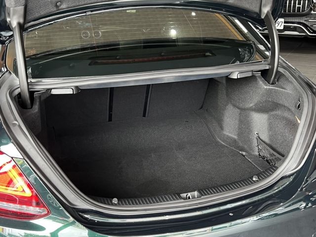 Mercedes-Benz/賓士 C300  第18張相片