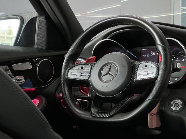 Mercedes-Benz/賓士 C300  第19張相片