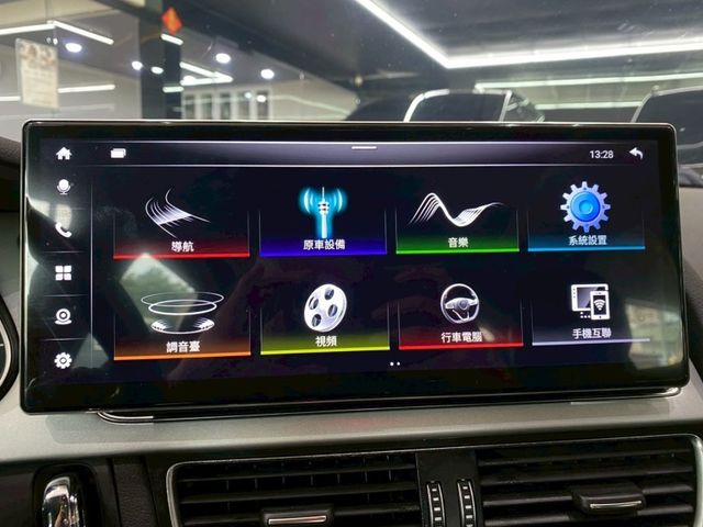 Audi A4  第19張相片