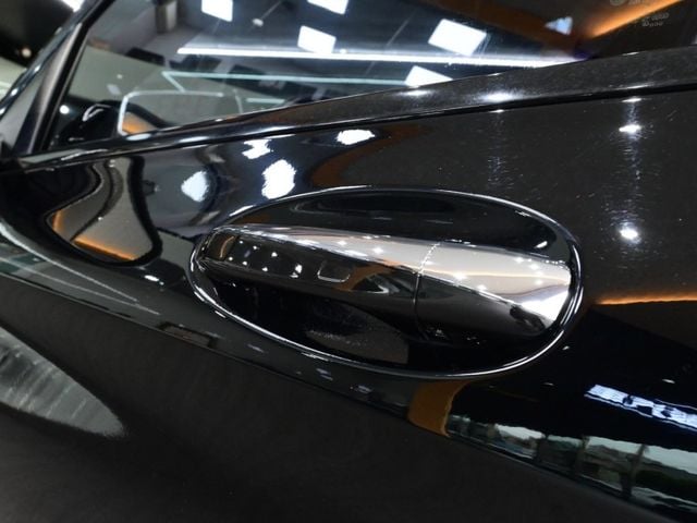 Mercedes-Benz/賓士 C300  第9張相片