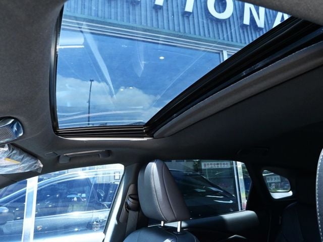 Lexus RX  第8張相片