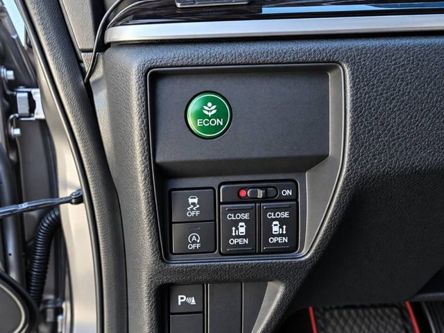 Honda Odyssey  第2張相片