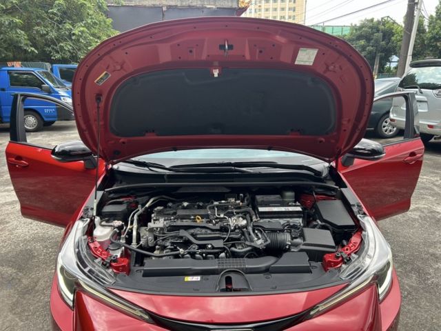 Toyota  Auris  第10張相片