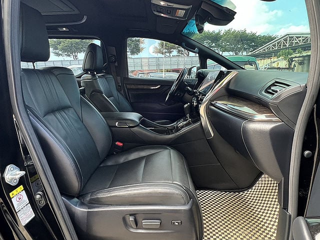 Toyota ALPHARD  第1張相片
