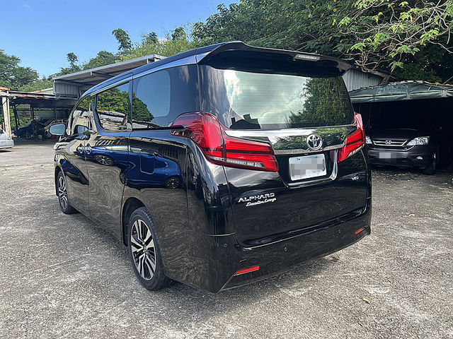 Toyota ALPHARD  第3張相片