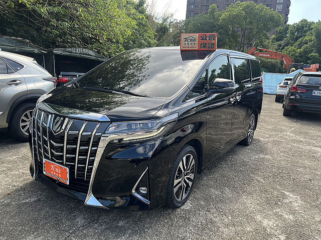 Toyota ALPHARD  第4張相片