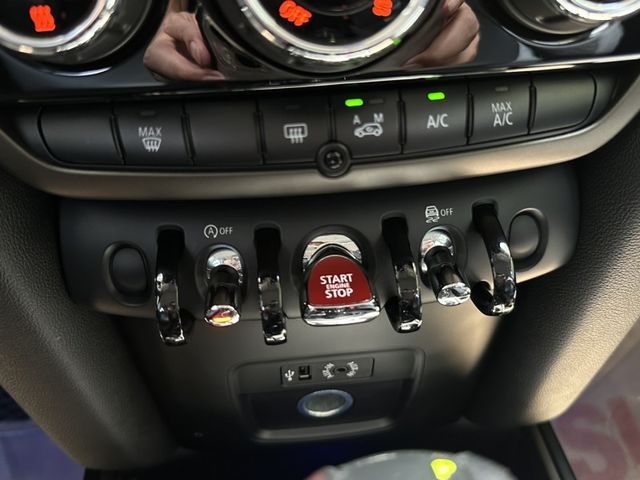 MINI  Countryman  第7張相片