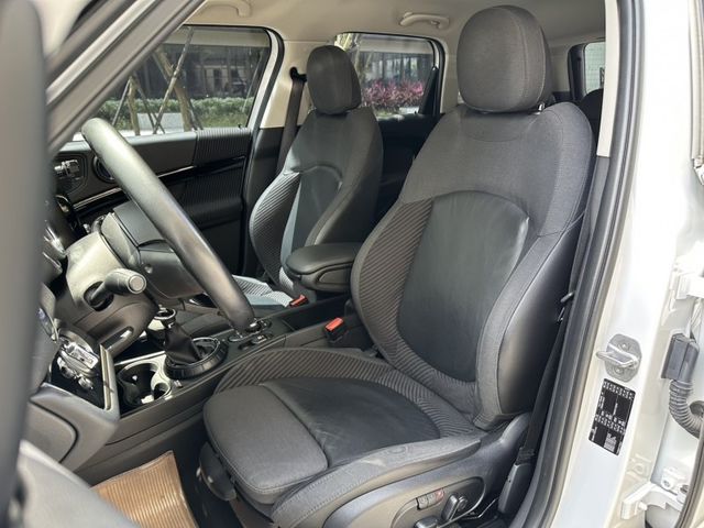 MINI  Countryman  第9張相片