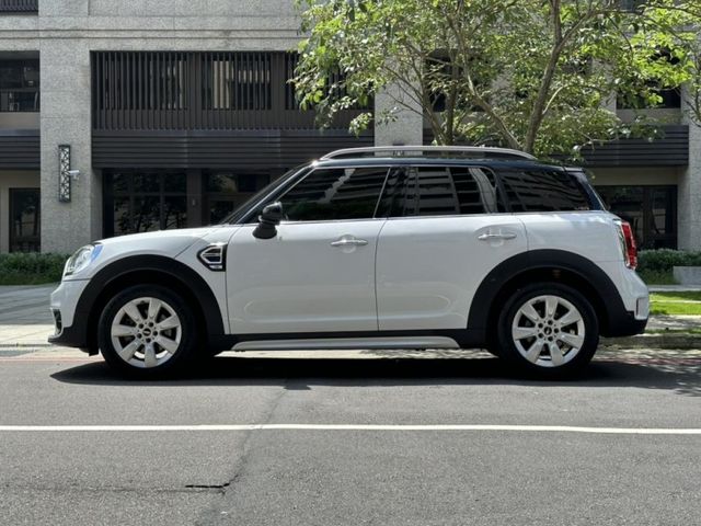 MINI  Countryman  第20張相片