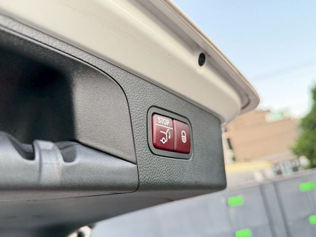 認證車、車況很優、實車實價、履約保證  第11張相片