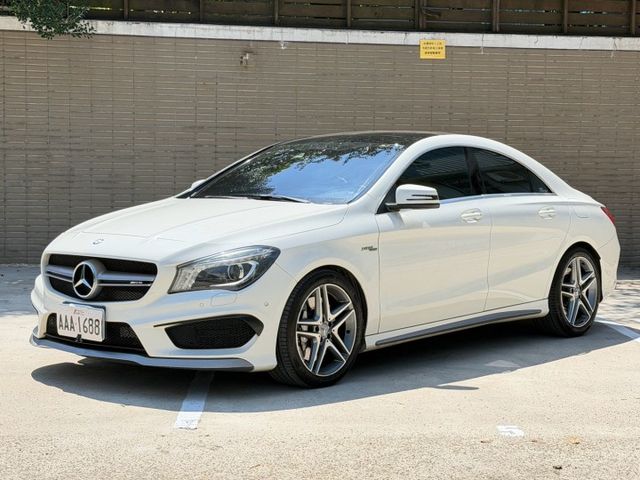 SUM嚴選認證車 BENZ CLA45 AMG 2015年｜全車原版件、2.0渦輪增壓｜經典性能鋼砲 預約賞車！  第1張相片