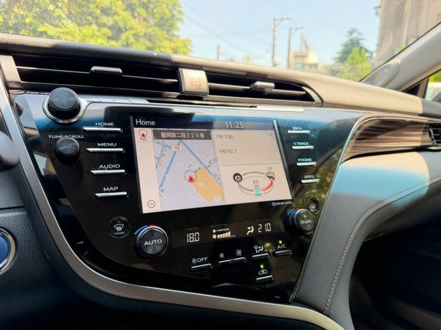 【SUM第三方認證車】2018年 TOYOTA CAMRY 2.5 油電尊爵｜全車原版件｜僅跑9.1萬公里 首選旗艦房車  第9張相片