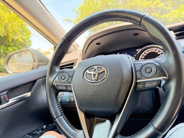 【SUM第三方認證車】2018年 TOYOTA CAMRY 2.5 油電尊爵｜全車原版件｜僅跑9.1萬公里 首選旗艦房車  第11張相片