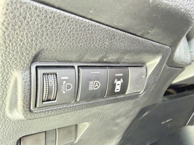 全車原漆原版件＋五大保證！2023年 COROLLA CROSS 1.8 Hybrid｜實車實價 熱門國民油電休旅  第9張相片