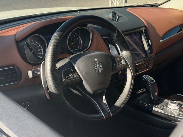 Maserati 瑪莎拉蒂 Levante  第6張相片