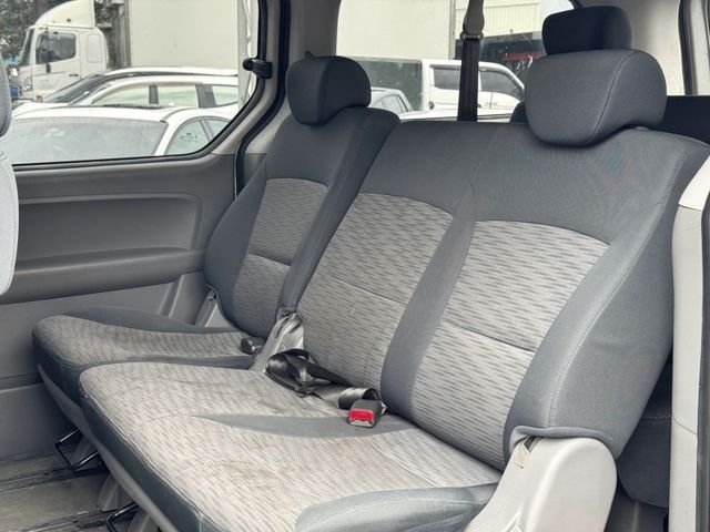 Hyundai Starex  第7張相片