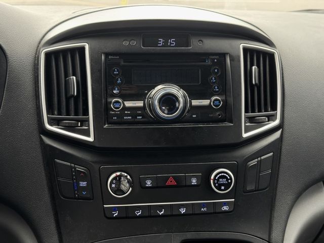 Hyundai Starex  第10張相片