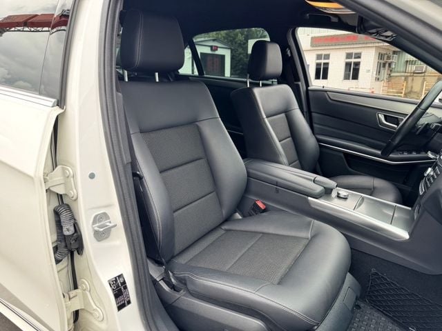 Mercedes-Benz/賓士 E-CLASS  第1張相片